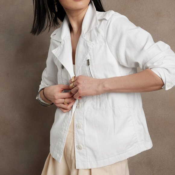 Banana Republic Jackets & Blazers - Banana Republic White Utility Jacket L